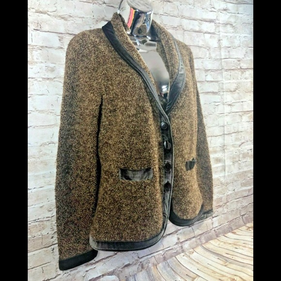 Anthropologie Sweaters - Anthropologie’s HWR boucle cardigan